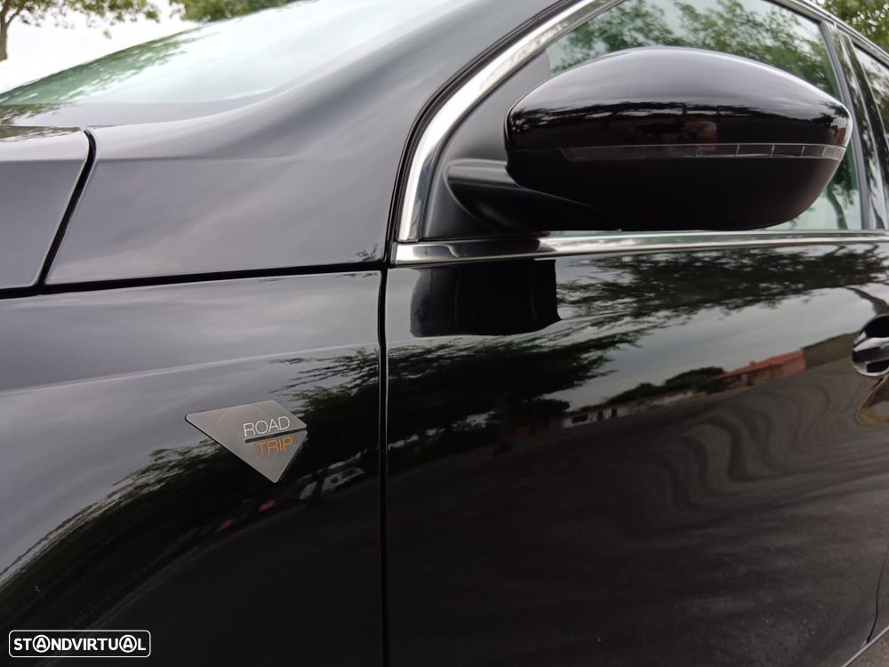 Peugeot 308 1.2 PureTech S&S Road Trip EAT8 - 29
