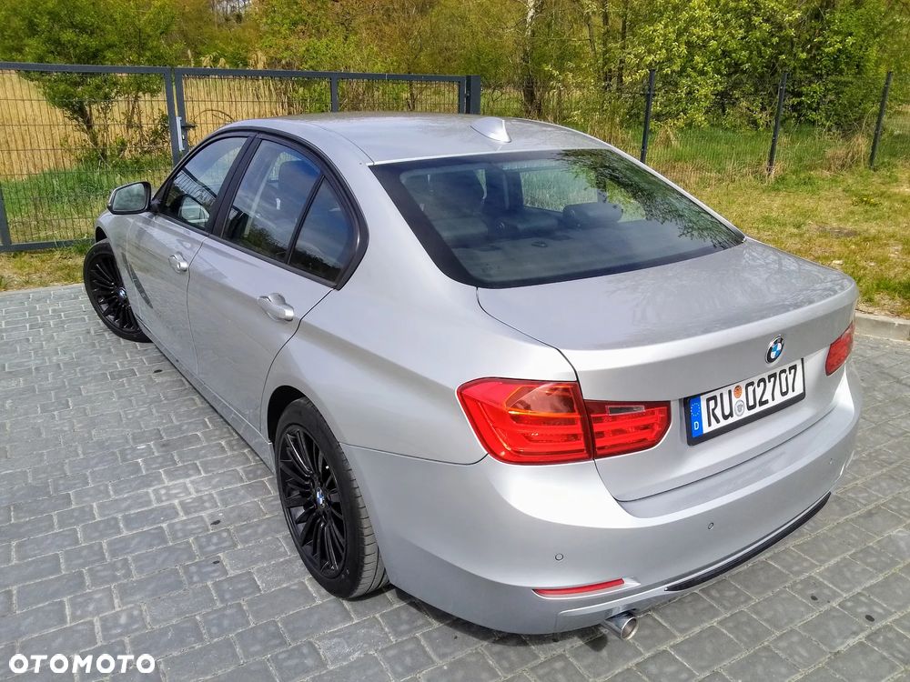 BMW Seria 3 - 11