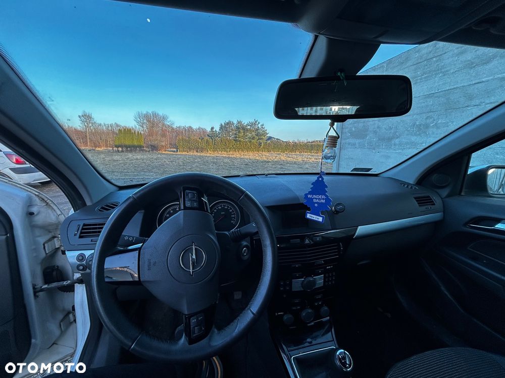 Opel Astra 1.4 - 11