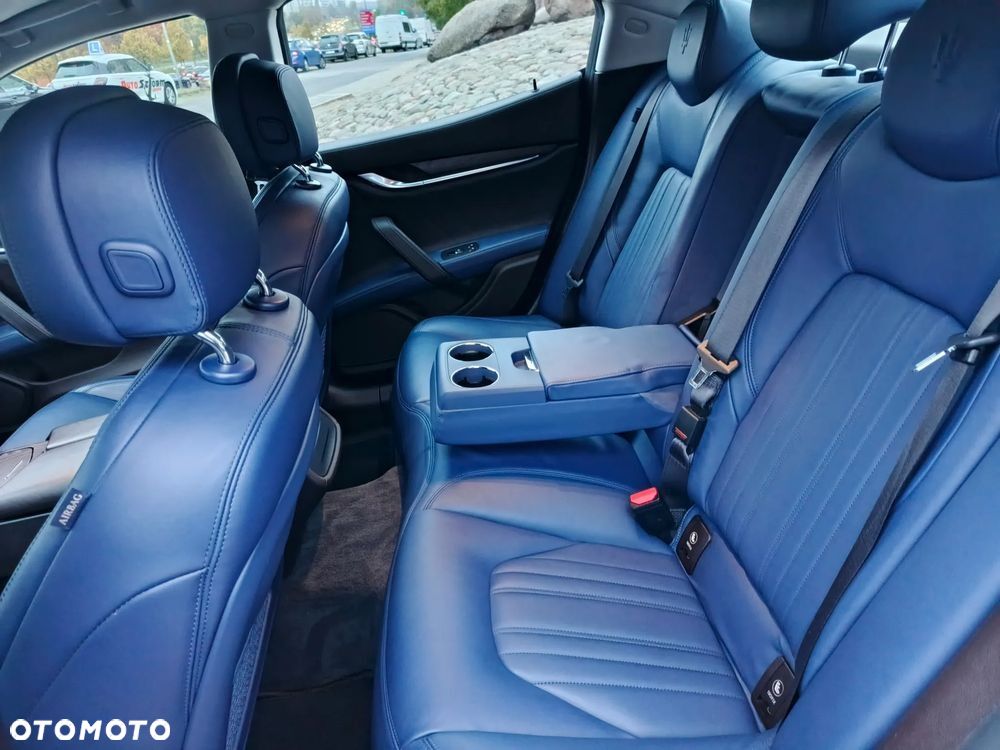 Maserati Ghibli 2021
