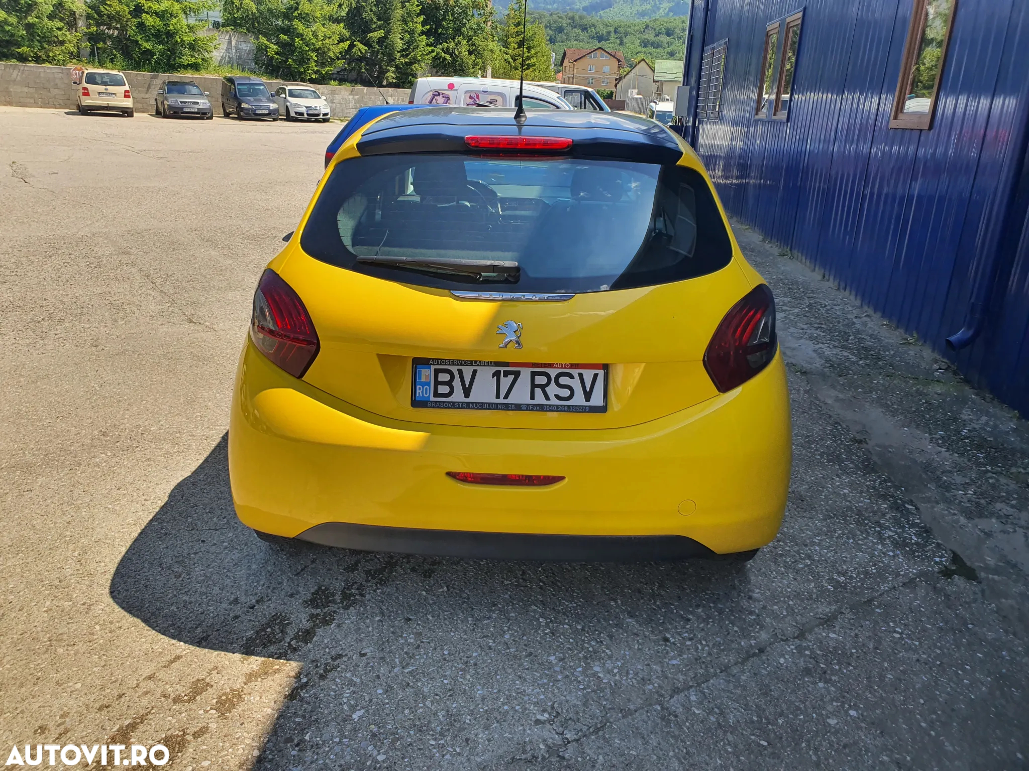 Peugeot 208 - 6