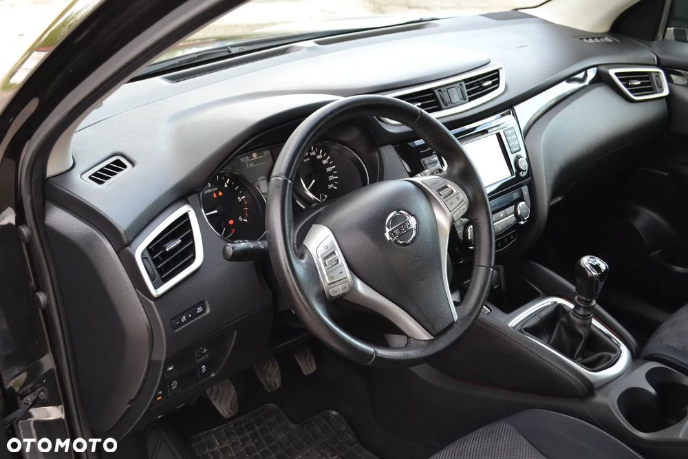 Nissan Qashqai 1.6 DCi Tekna - 19