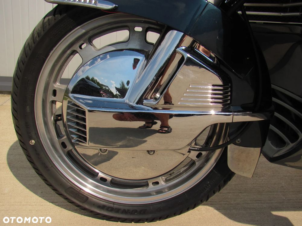 Honda GL - 22