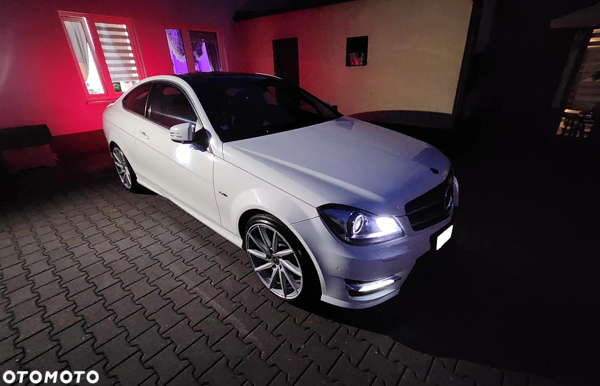 Mercedes-Benz Klasa C 220 CDI Coupe 7G-TRONIC Edition - 15