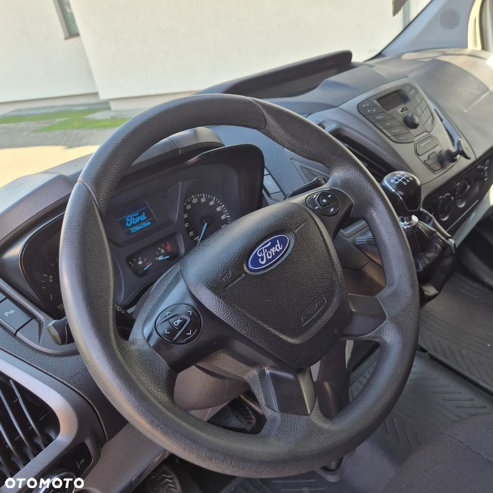 Ford Transit Custom - 17