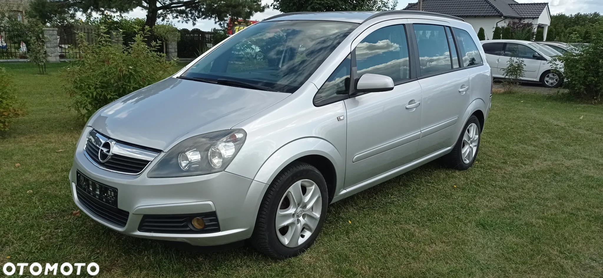 Opel Zafira 1.8 - 3