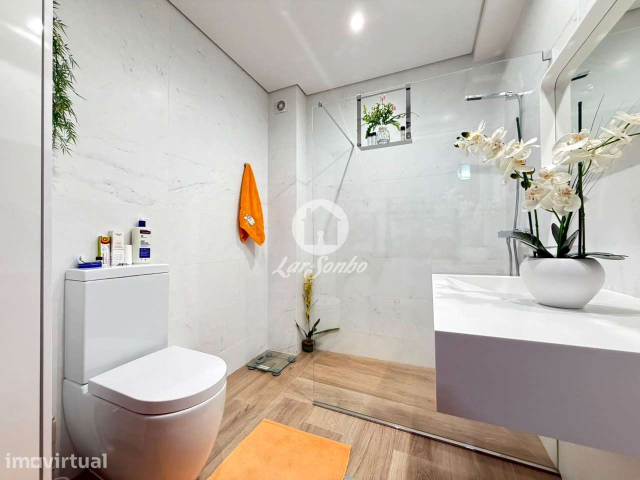 Apartamento T3 com Lugar de Garagem a 600 m da Estação Póvoa de Varzim - Grande imagem: 5/28