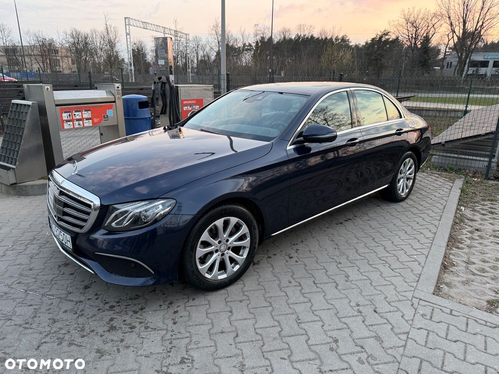 Mercedes-Benz Klasa E 220 d 4-Matic 9G-TRONIC - 1
