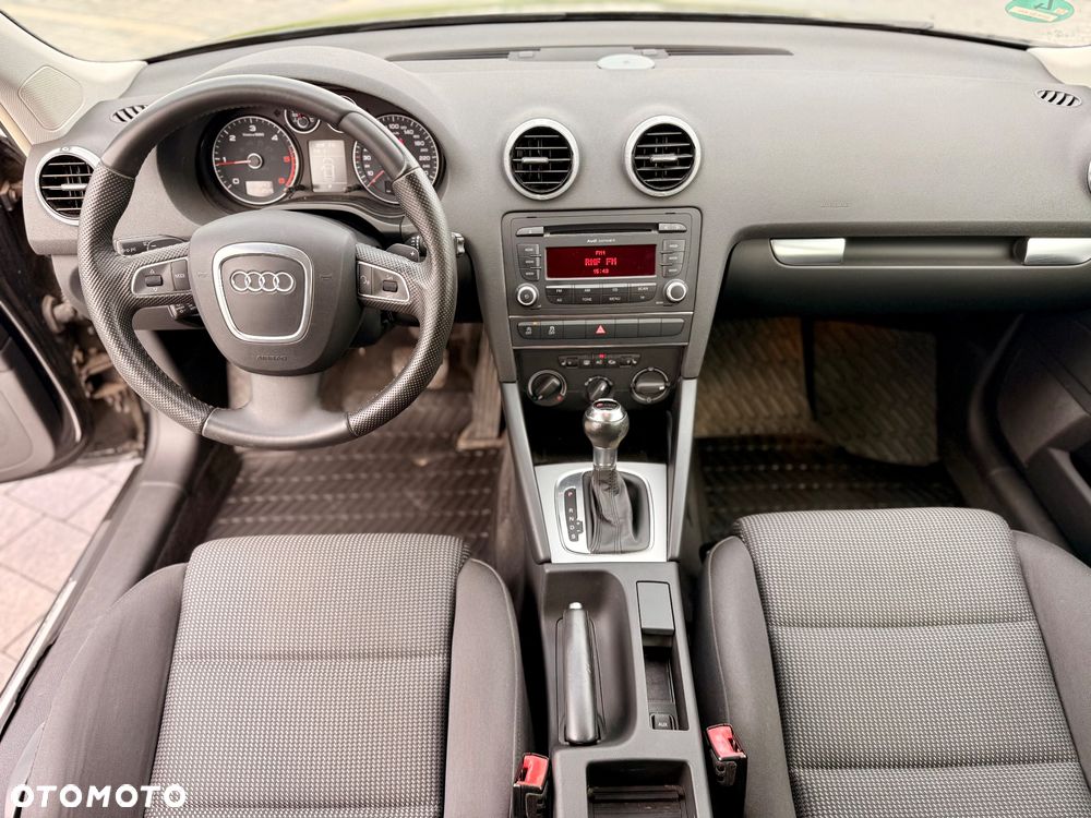 Audi A3 3-drzwiowe 1.6 TDI DPF Attraction S tronic - 10