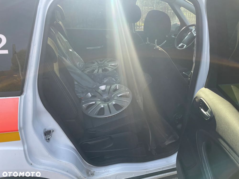 Ford smax - 11
