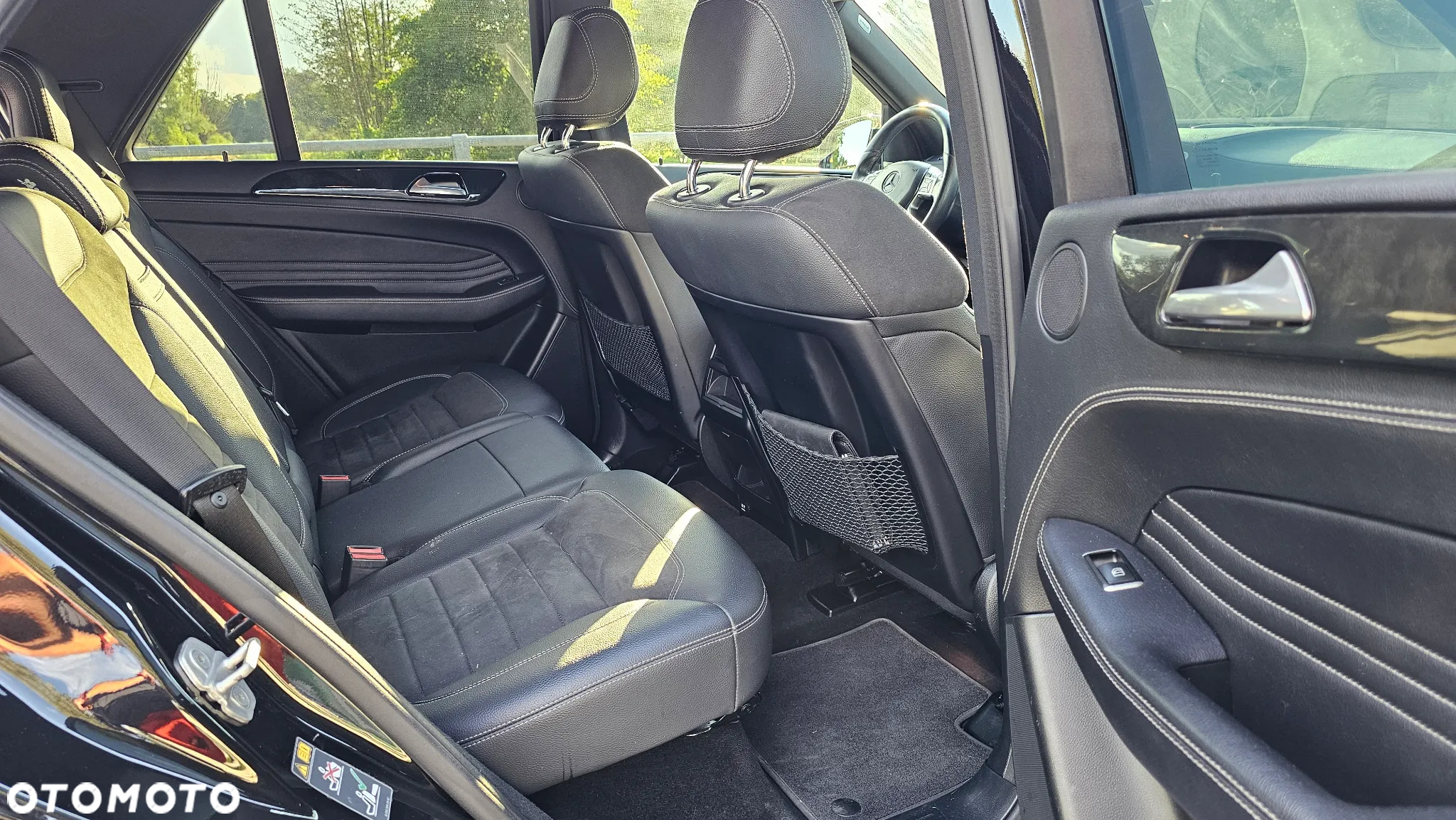 Mercedes-Benz ML 350 BlueTec 4-Matic - 23