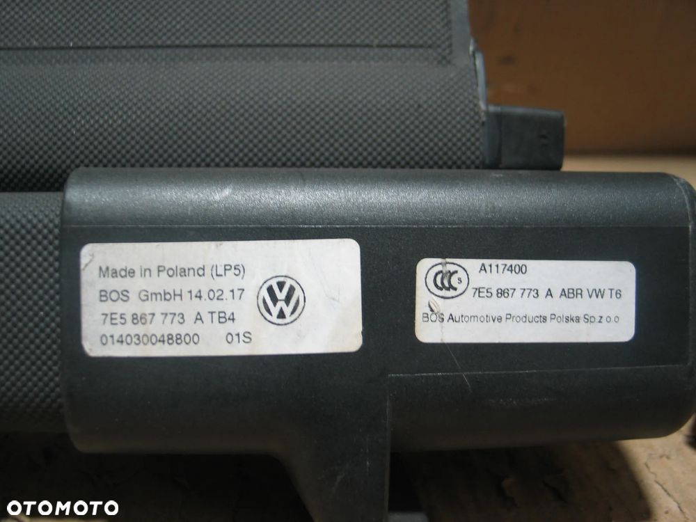 Roleta bagaznika vw T5 T6 mulitivan caravelle 7E5867773A oryginal - 8