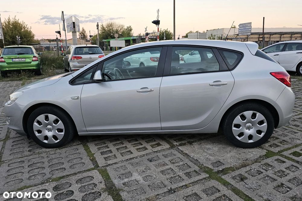 Opel Astra 1.6 Edition - 4
