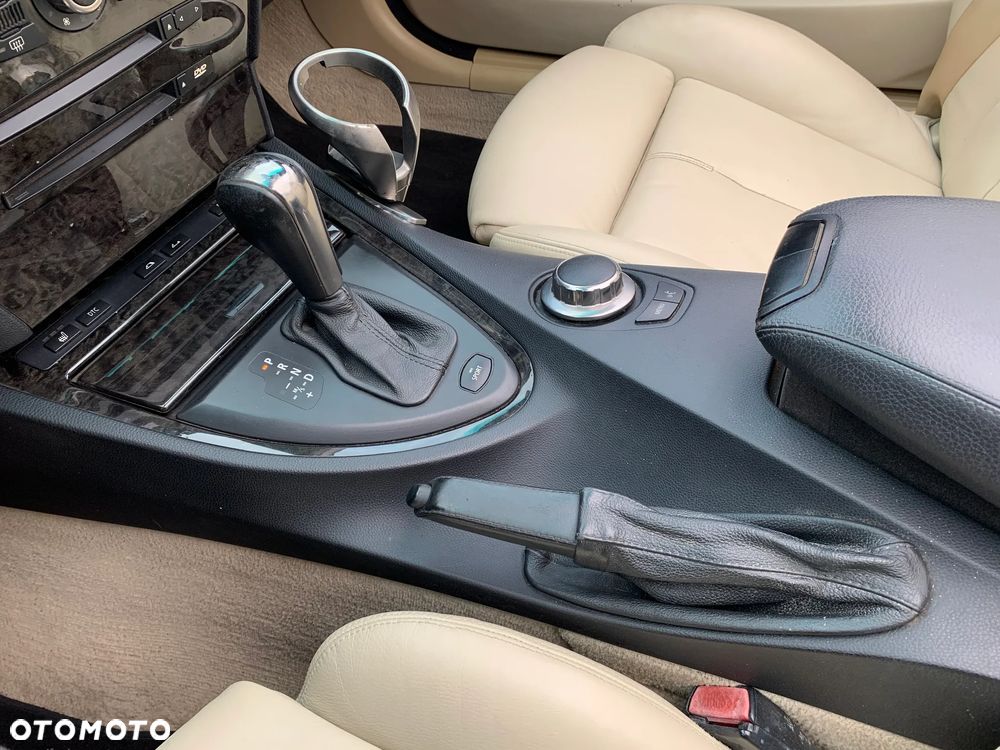 BMW Seria 6 650 i - 4