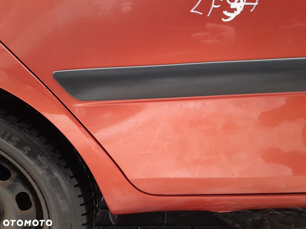 SKODA FABIA II DRZWI PRAWE TYLNE PRAWY TYŁ HB KOLOR: LF3H - 4