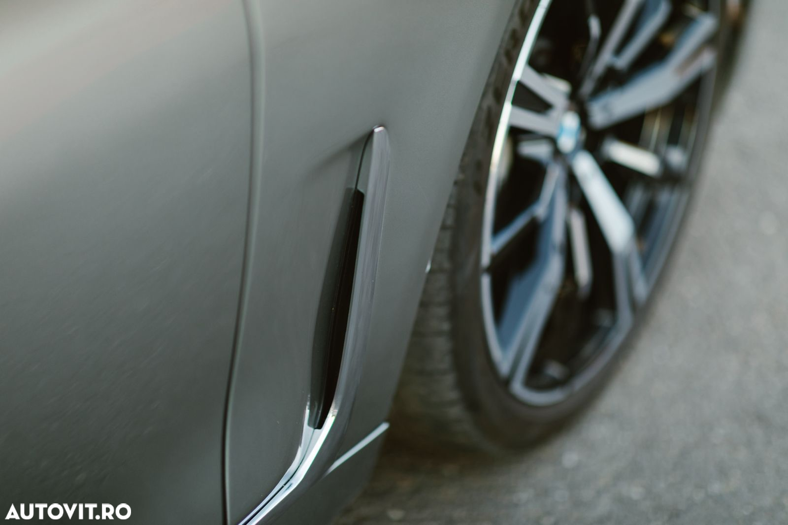 BMW Seria 7 - 18