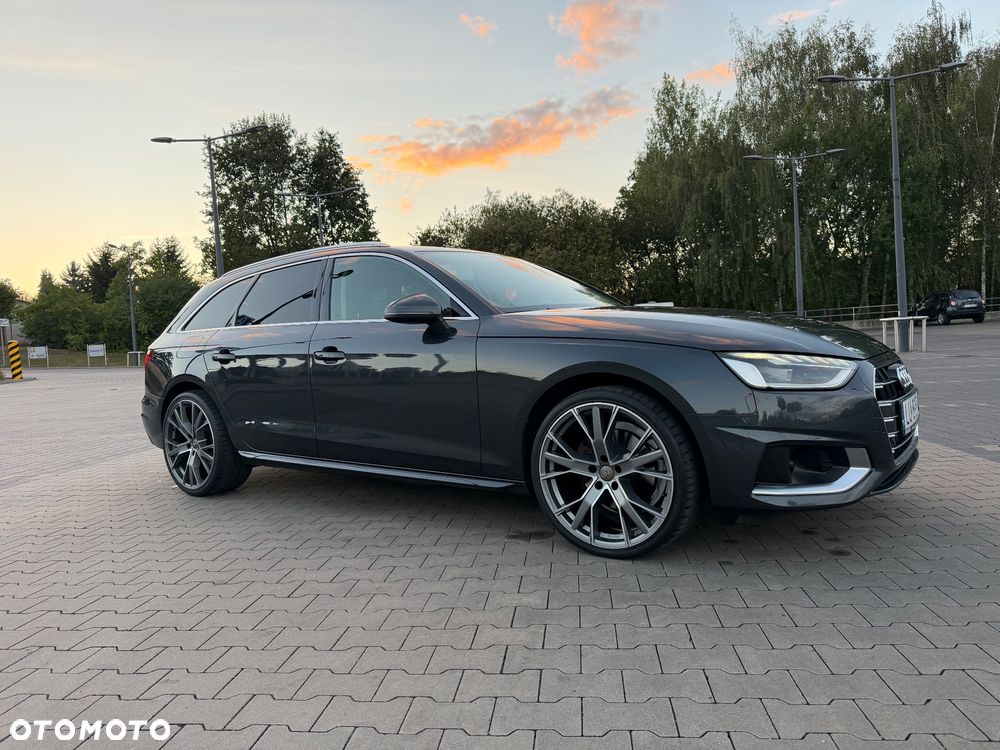 Audi A4 Avant 30 TDI S tronic advanced - 32