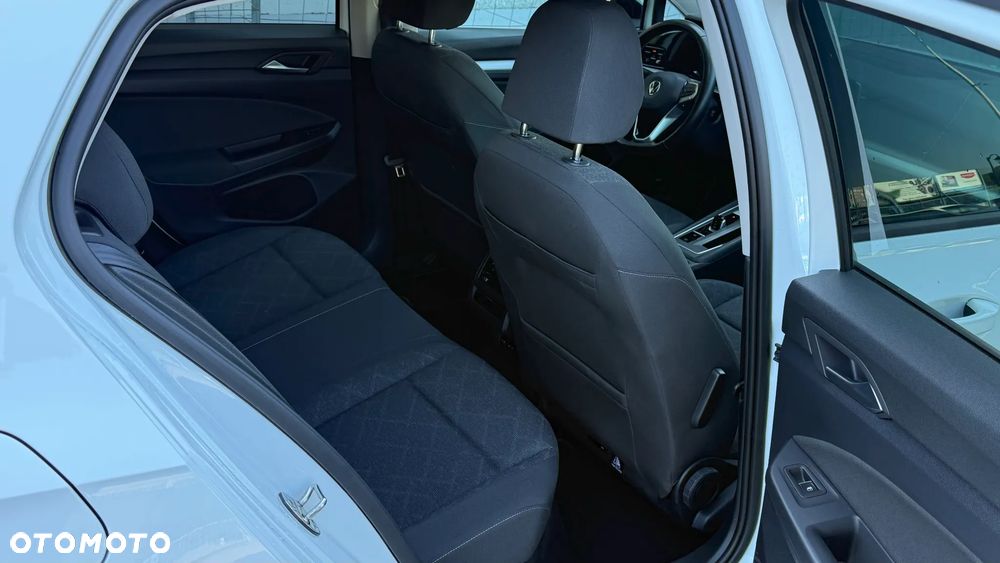 Volkswagen Golf - 9