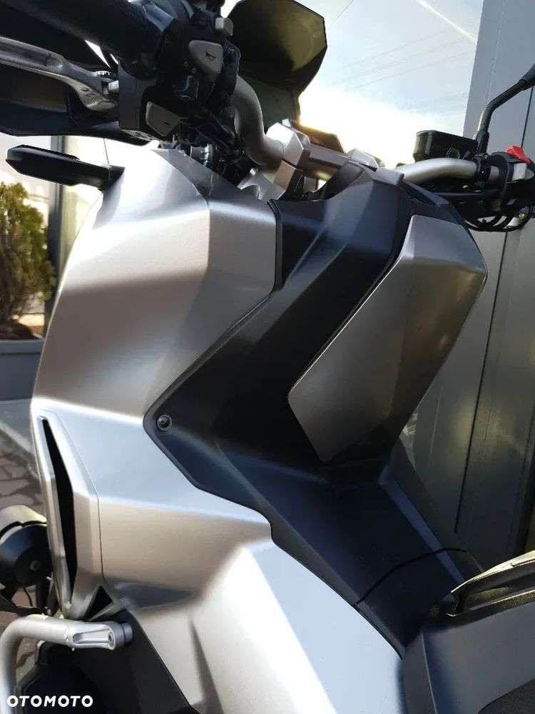 Honda X-ADV - 36