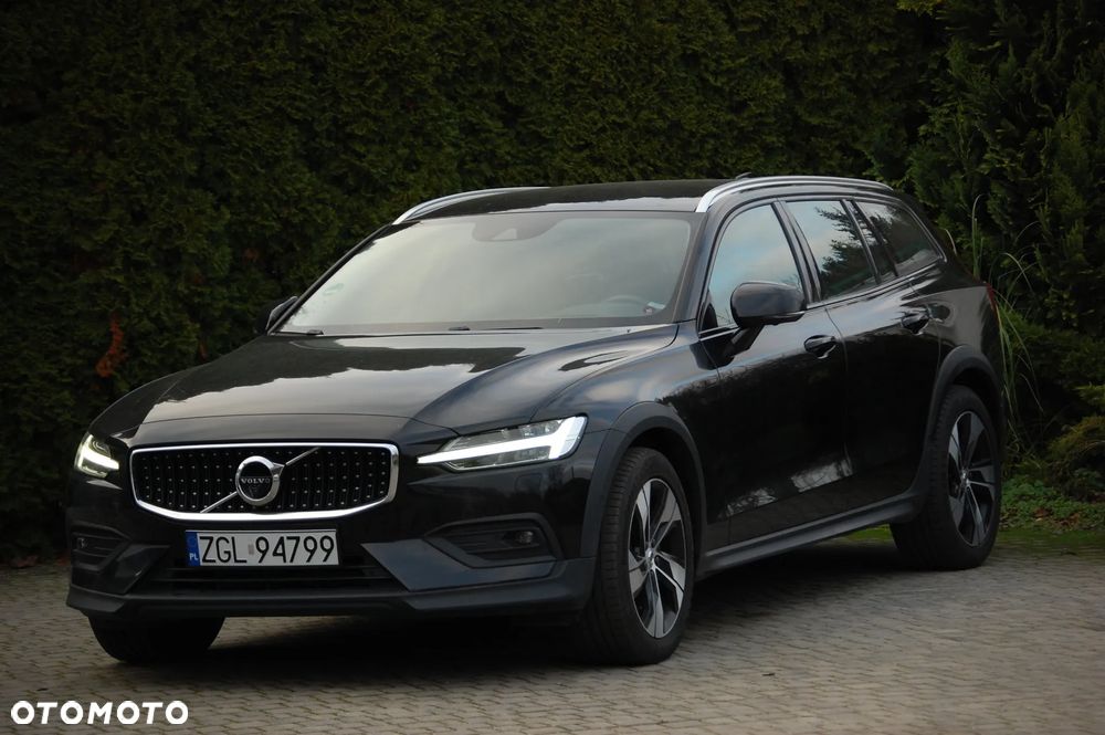 Volvo V60 Cross Country D4 AWD Geartronic Pro - 3