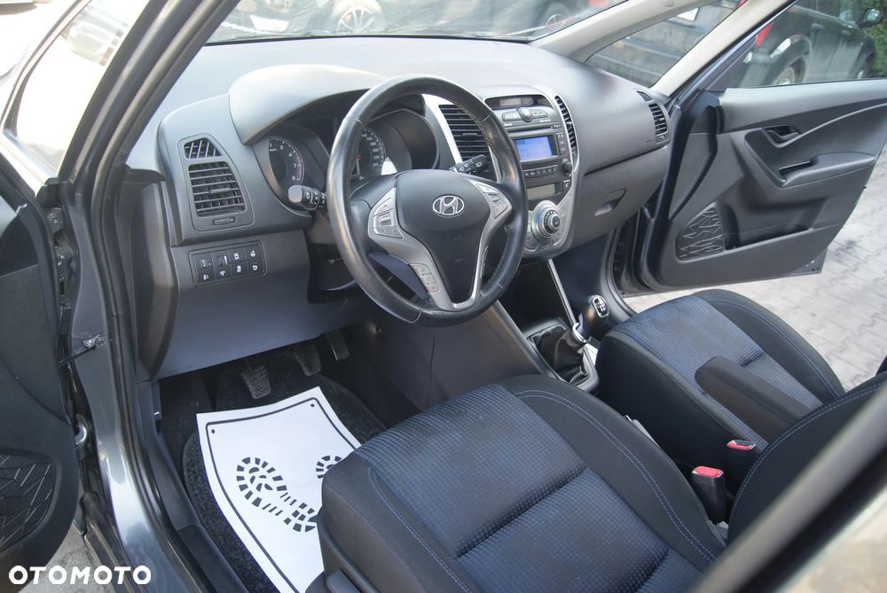 Hyundai ix20 1.4 Comfort - 22