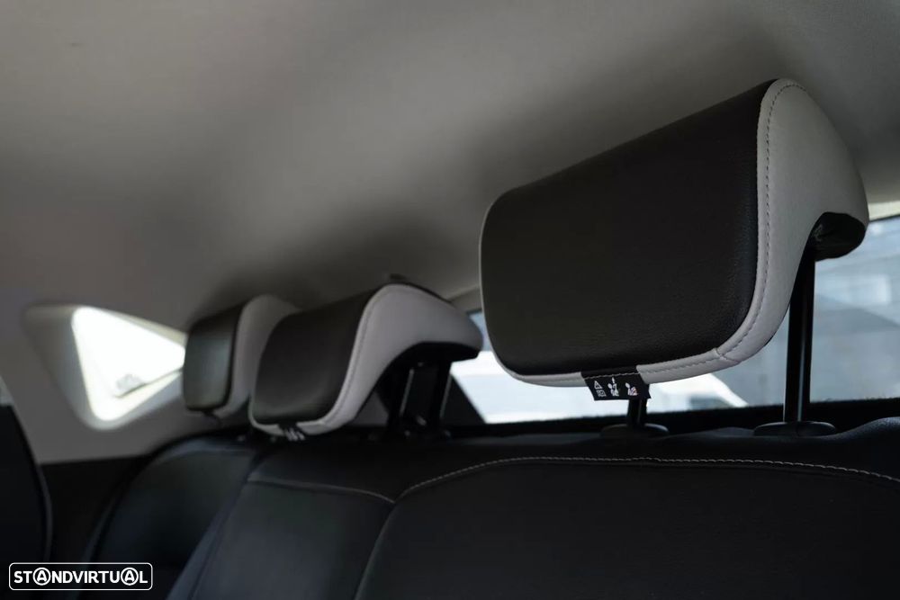 Renault Captur 1.0 TCe Exclusive - 11