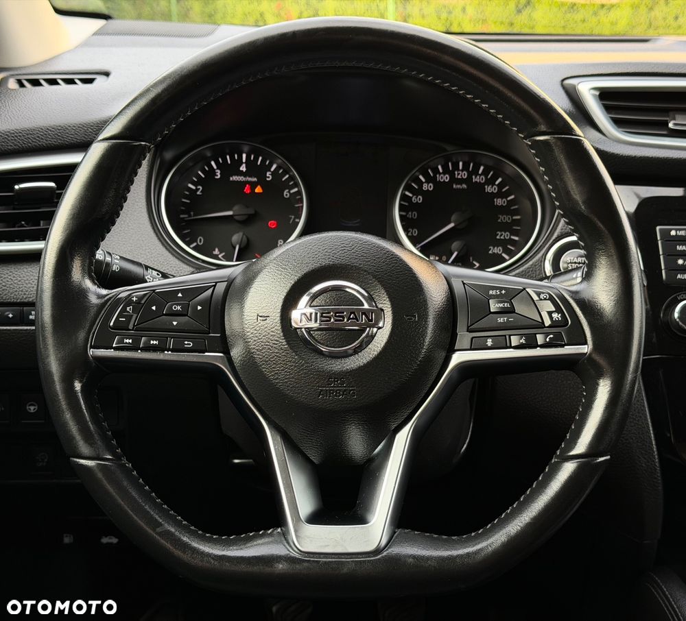 Nissan Qashqai 1.3 DIG-T N-Motion - 20