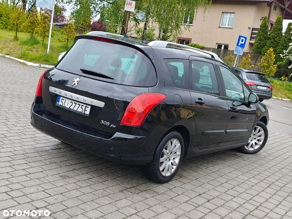 Peugeot 308 120 VTi Allure - 4