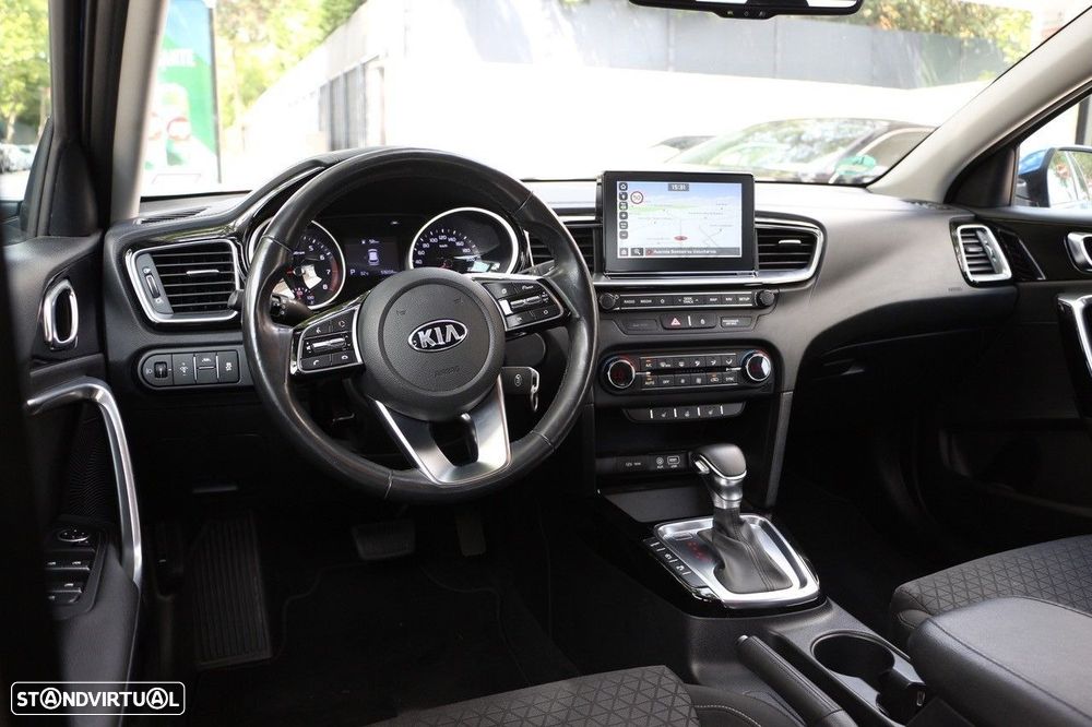 Kia Ceed 1.4 T-GDI TX+SRF 7DCT — fotografia 13
