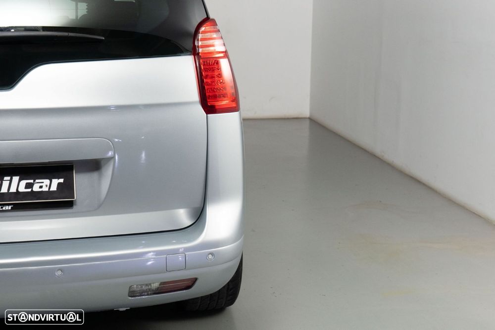 Peugeot 5008 1.6 HDi 7L Allure - 20
