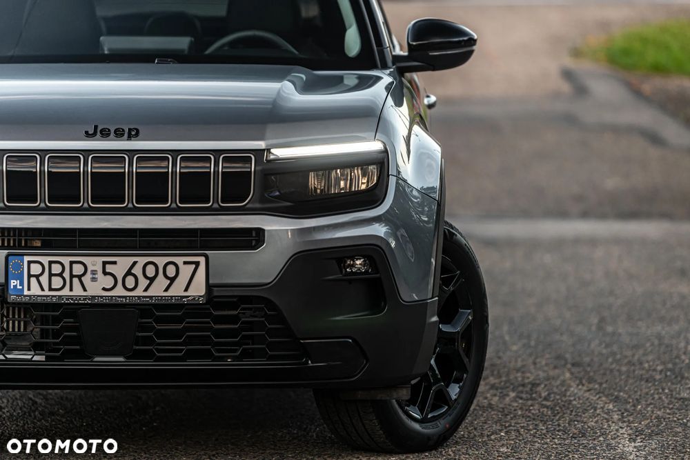 Jeep Avenger 1.2 GSE T3 Turbo-Benzin GDI Longitude - 12