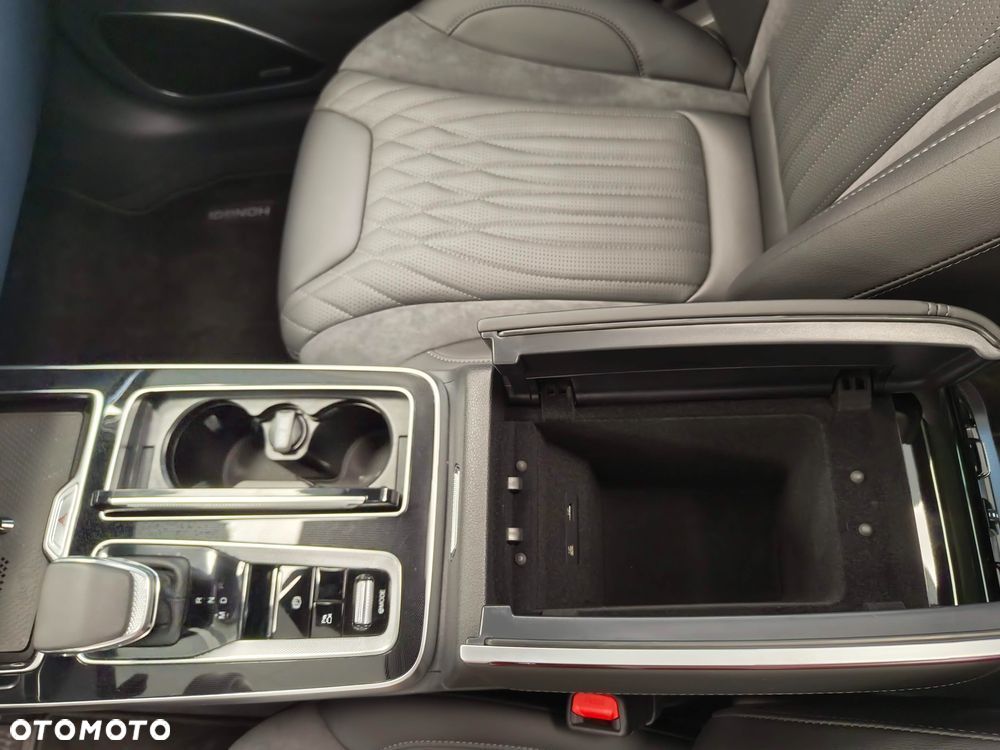 Hongqi HS5 2.0T Executive AWD - 27