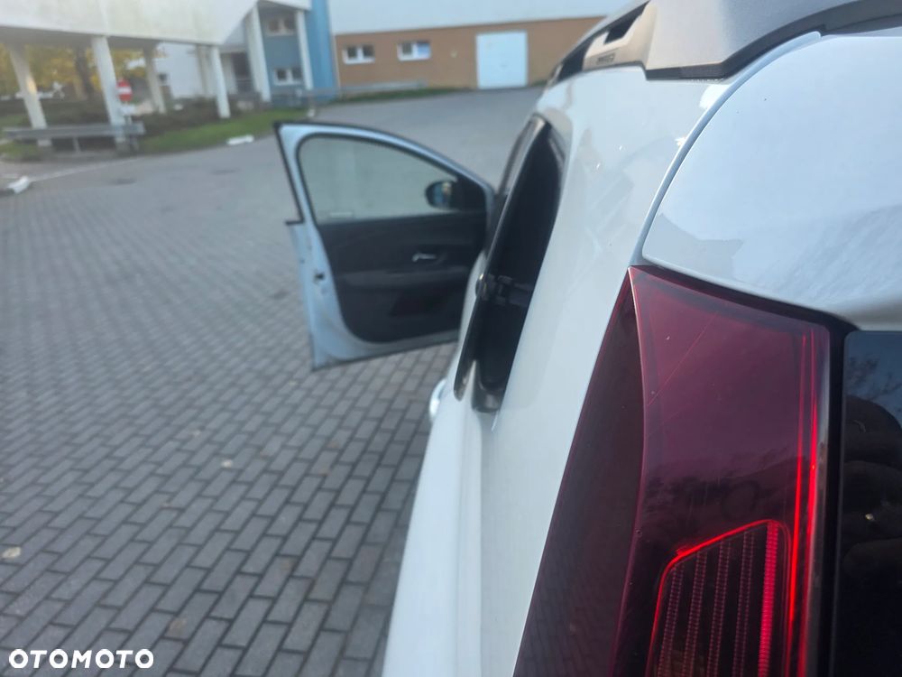 Dacia Jogger 1.0 TCe Expression 7os - 15