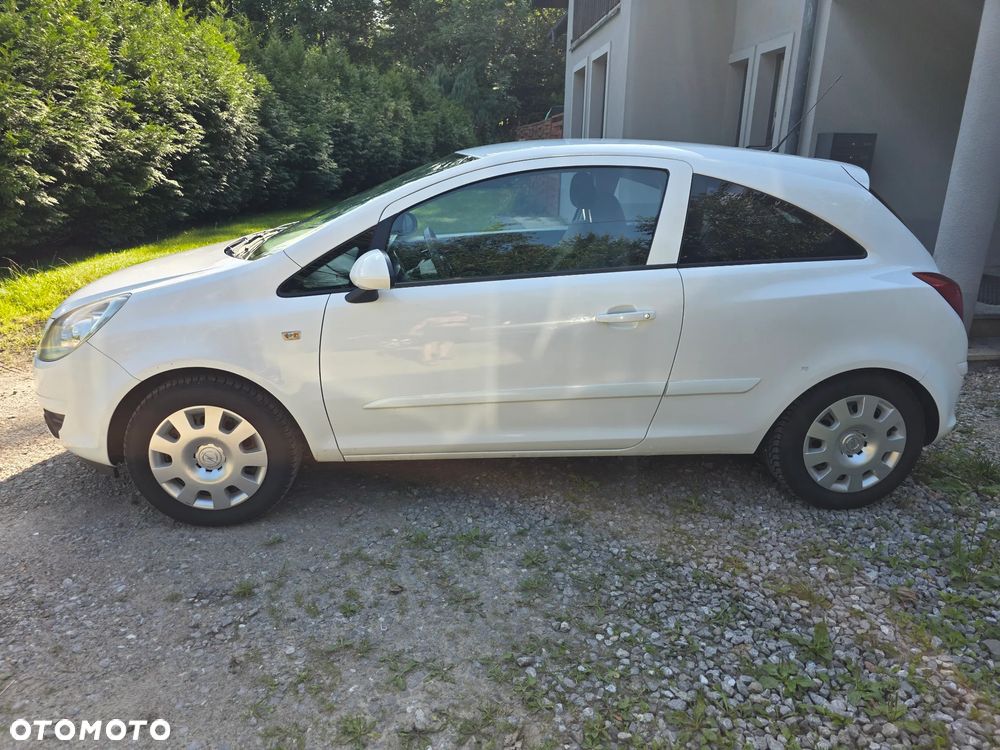 Opel Corsa - 4
