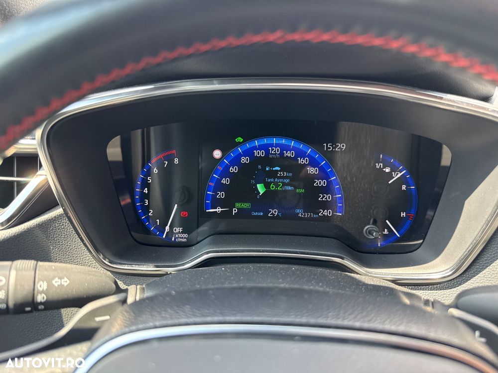 Toyota Corolla - 5