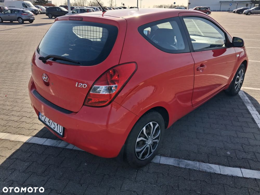Hyundai i20 1.2 Comfort - 11