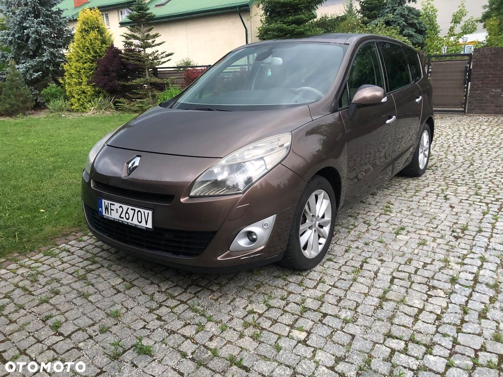 Renault Scenic 2.0 dCi Privilege - 8