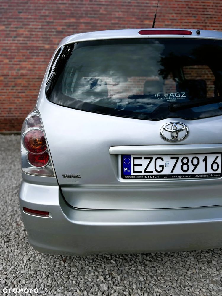 Toyota Corolla Verso - 35