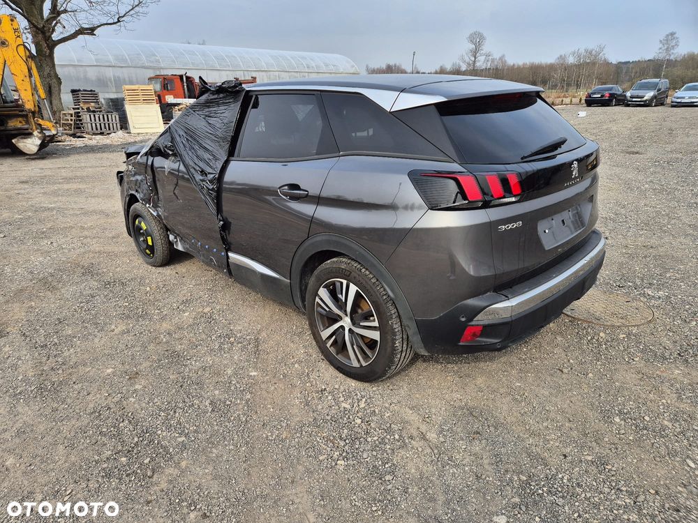 Peugeot 3008 1.2 PureTech Allure Pack S&S EAT8 - 19