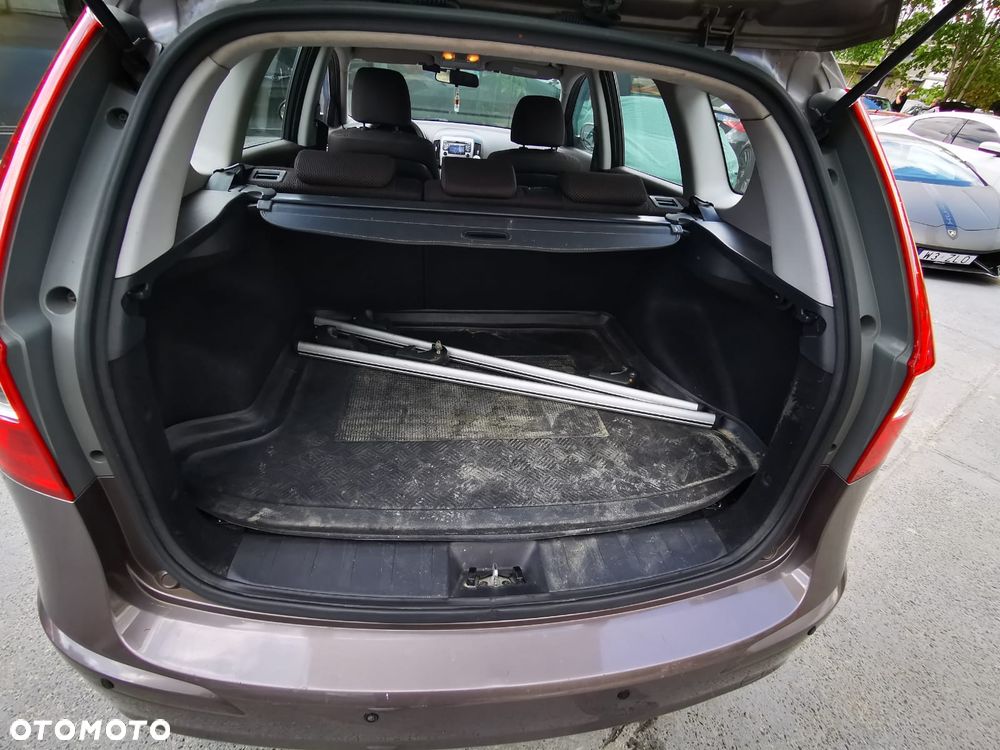 Hyundai i30 1.6 Comfort EU5 - 26