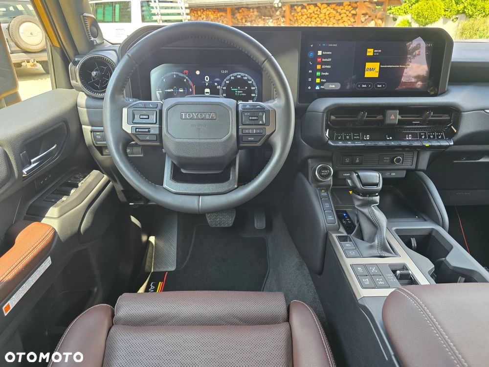 Toyota Land Cruiser LC 2.8 D-4D First Edition - 25