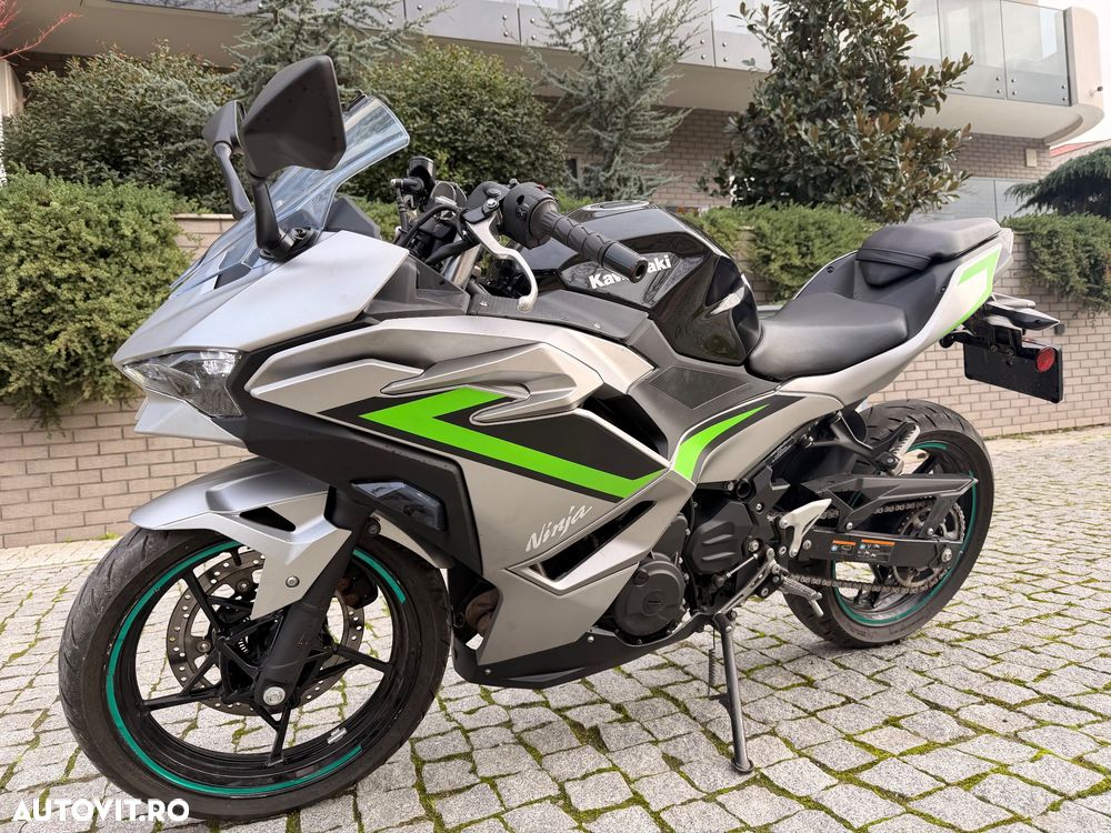 Kawasaki Ninja 500 - 1