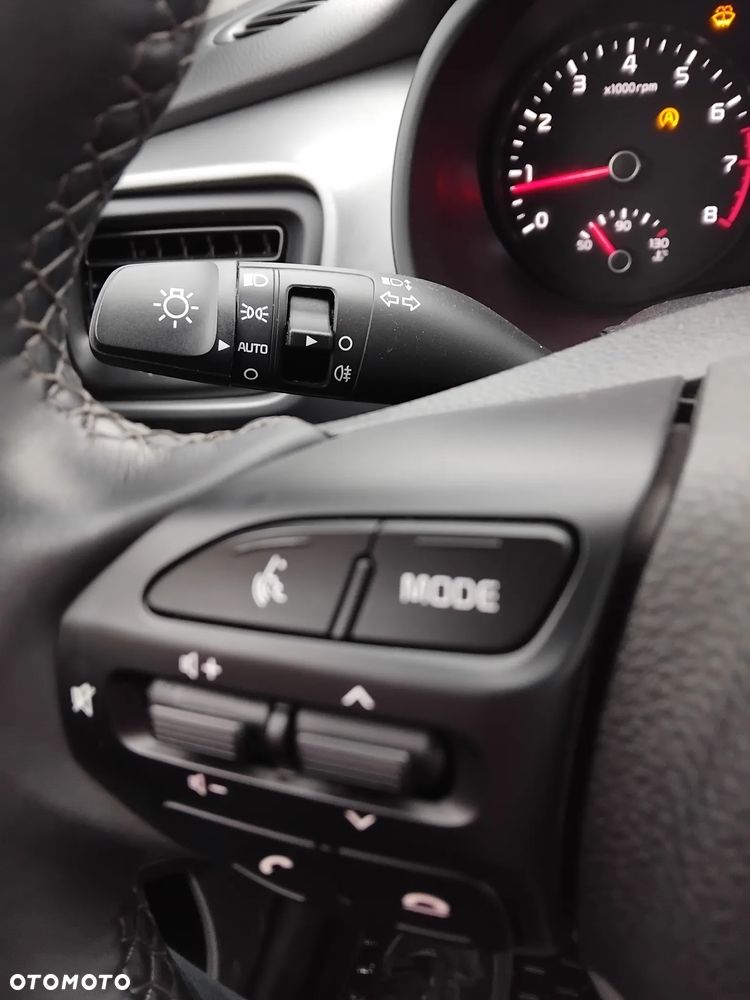 Kia Stonic 1.2 M - 9