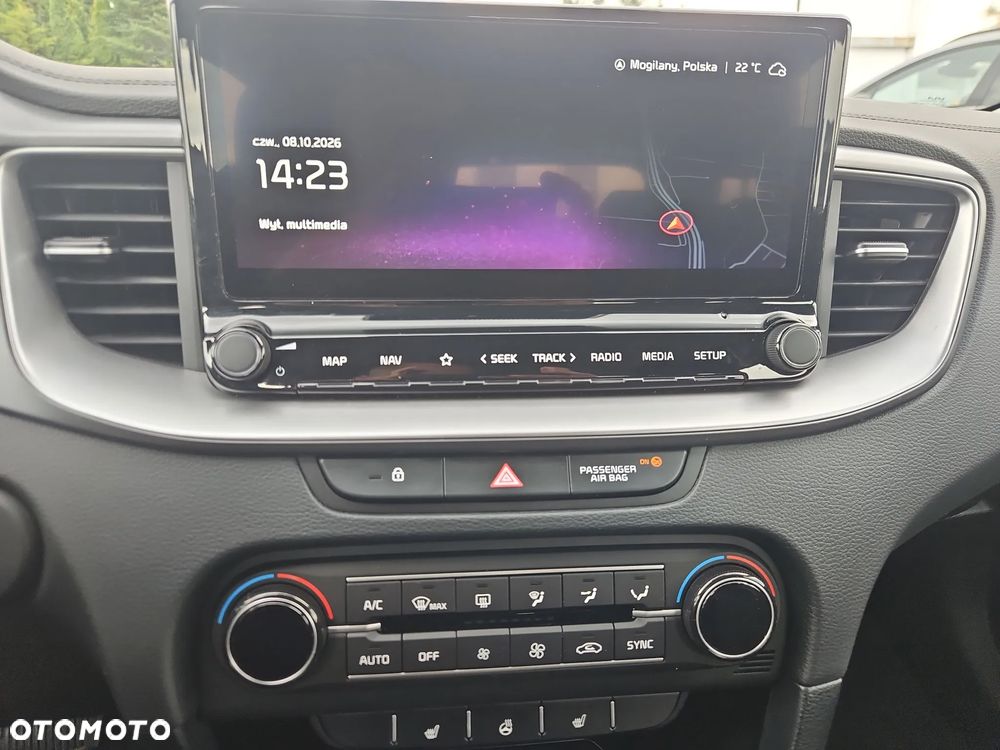 Kia Ceed 1.5 T-GDI M DCT - 10