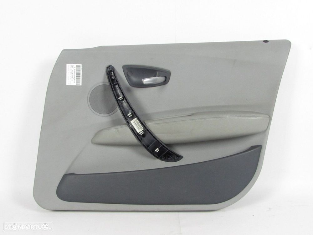 Forra da porta Direito/Frente Seminovo/ Original BMW 1 (E87) - 1