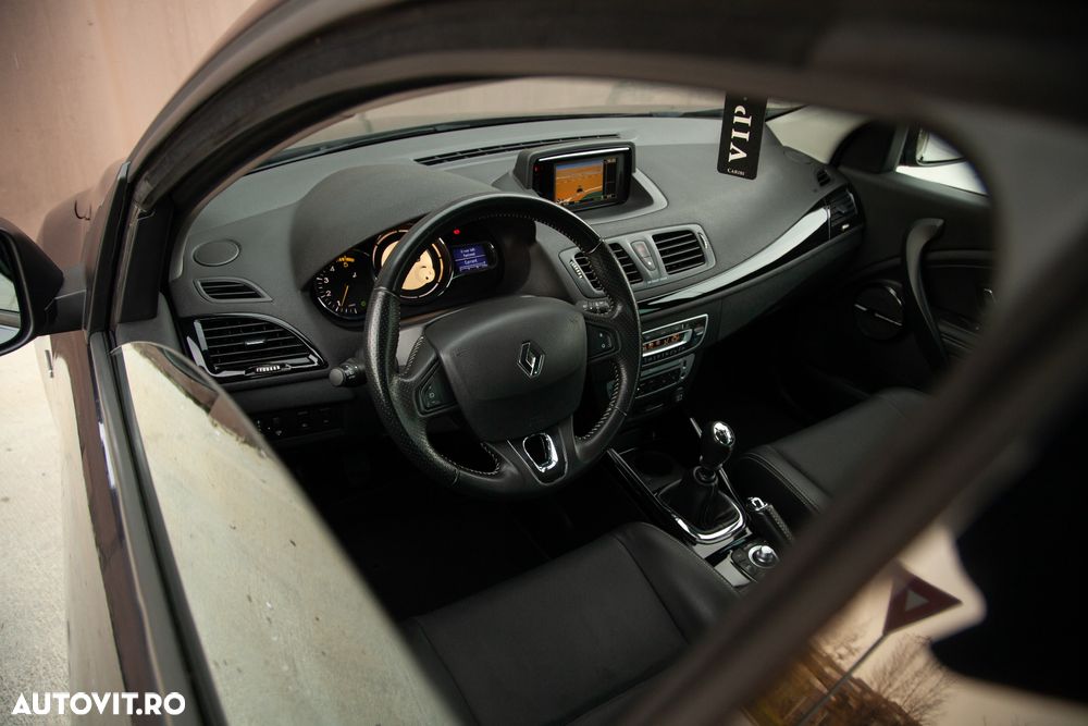 Renault Megane ENERGY dCi 130 Start & Stop Bose Edition - 19