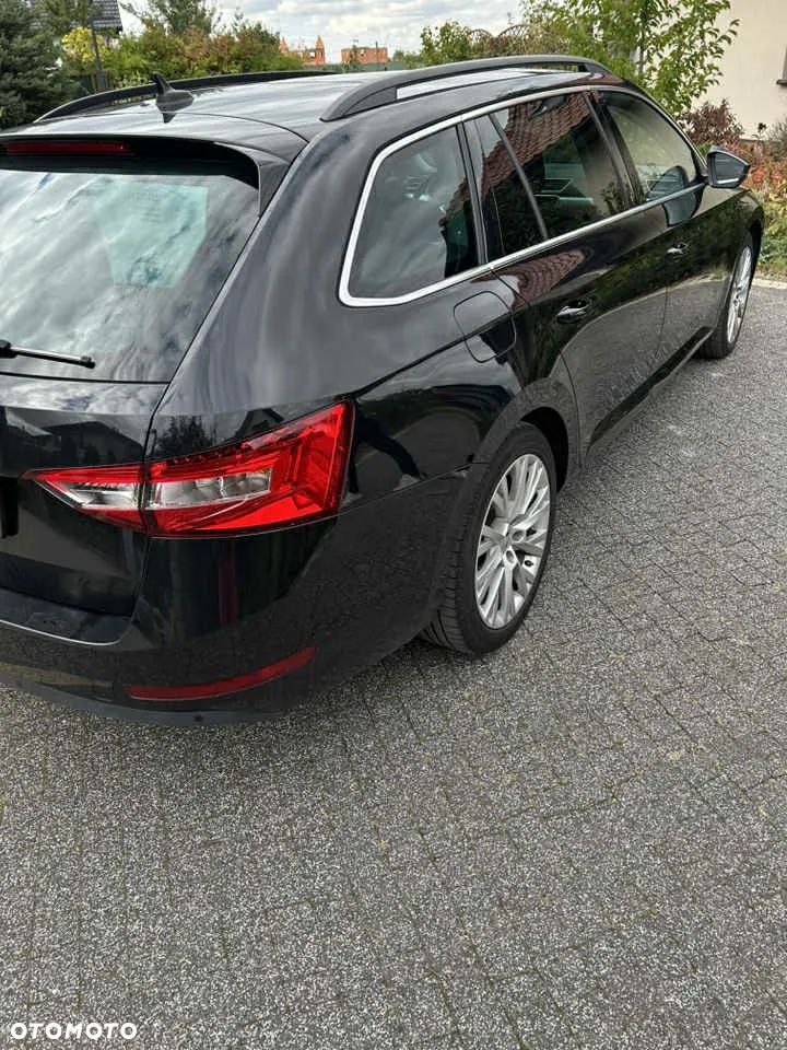 Skoda Superb 2.0 TDI SCR Ambition DSG - 15