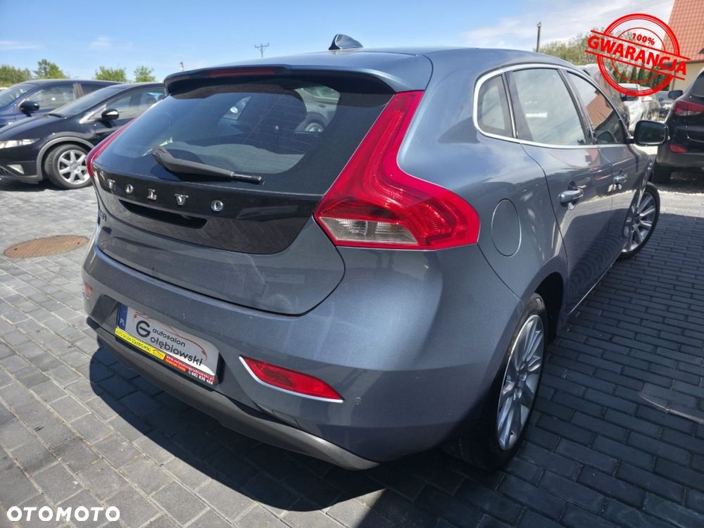 Volvo V40 - 11