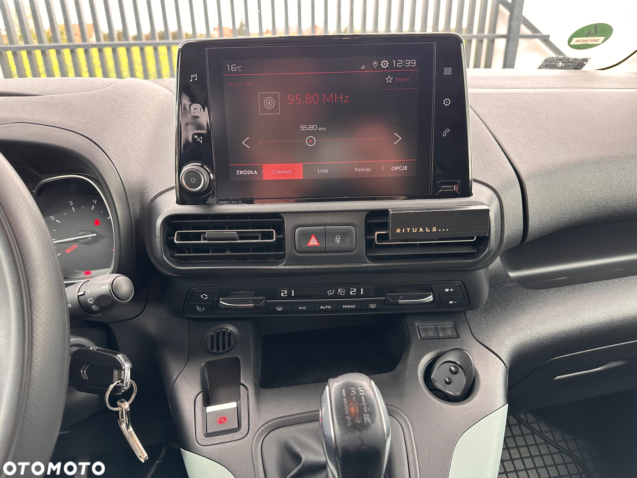 Citroën Berlingo XL 1.5 BlueHDI Feel Pack S&S - 4