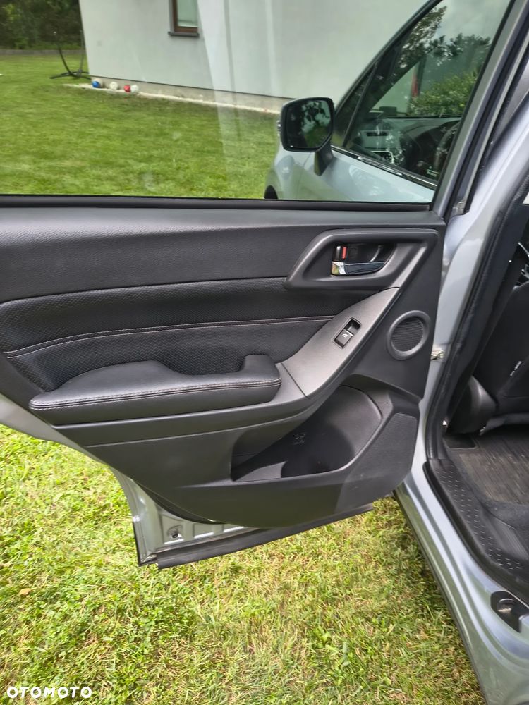 Subaru Forester 2.0 XT Platinum Lineartronic - 13